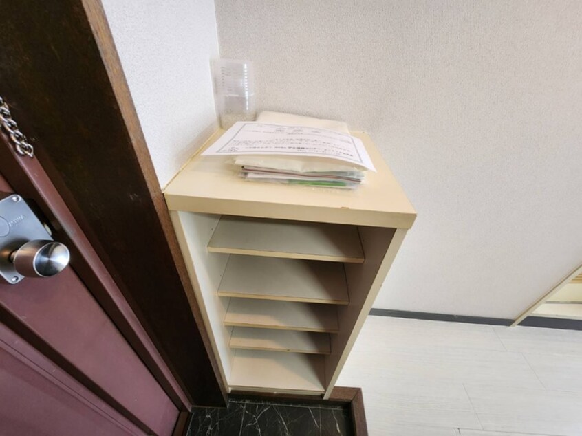 玄関 クレセントハウス
