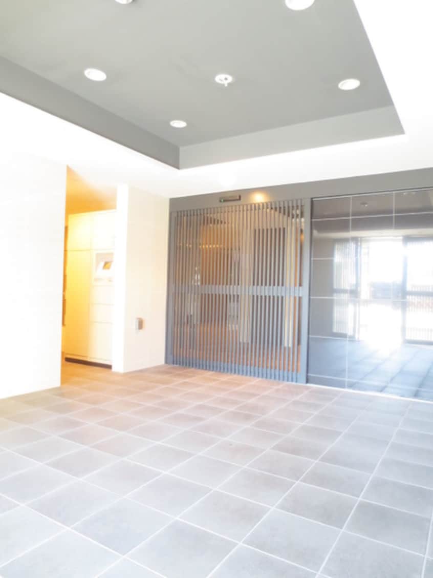 エントランス部分 プレサンス京都四条大宮(306)