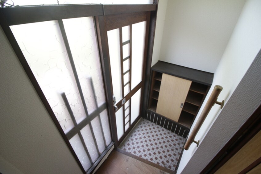 玄関 高丸１丁目貸家