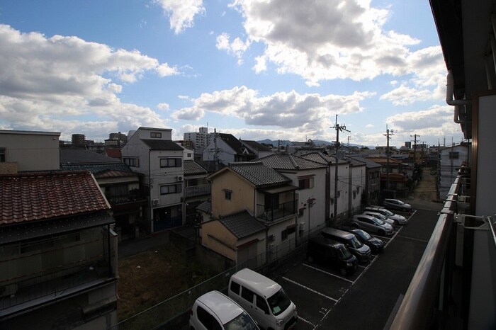 室内からの展望 パークテラス香里Ⅱ