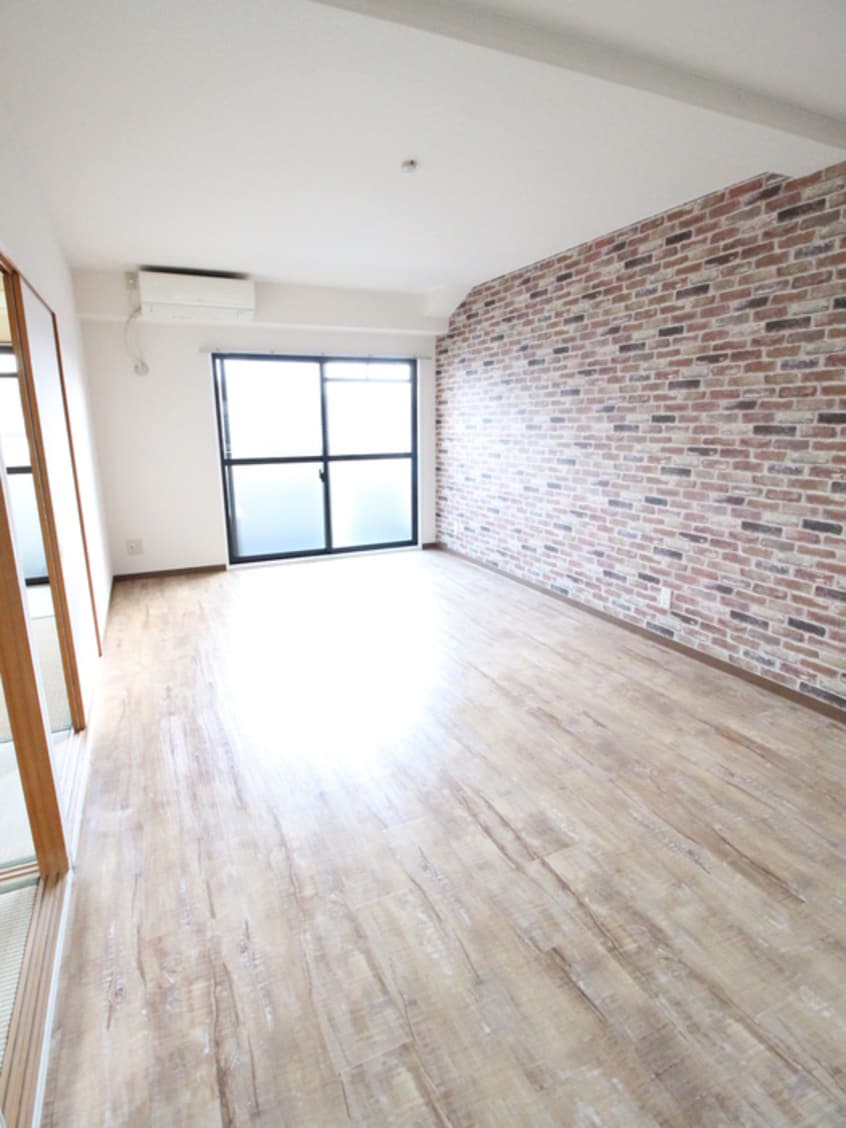 居室 T′s court土師ノ里