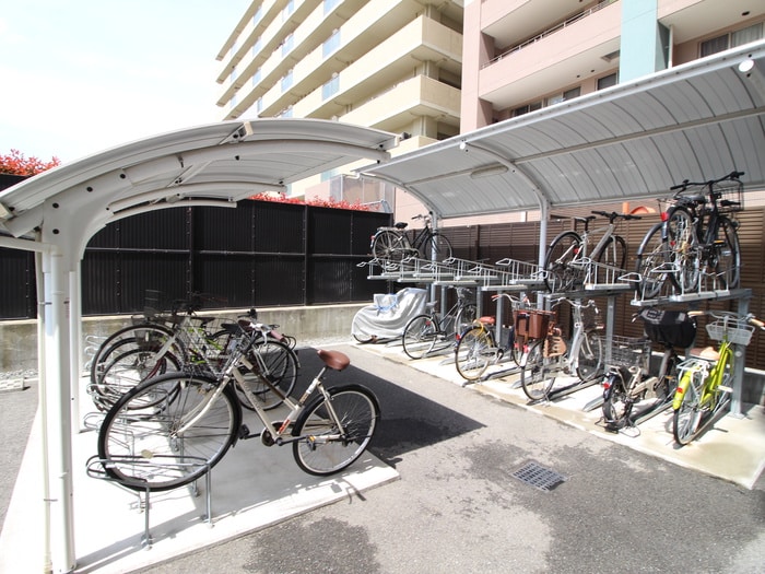 駐輪場 レビソール