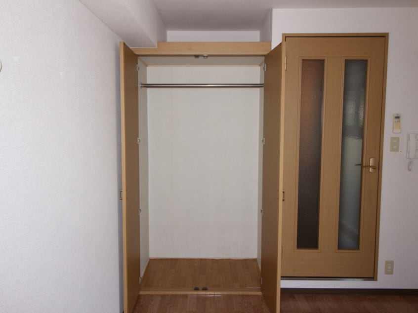 収納 コート・ラファエル