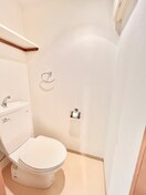 トイレ ﾌﾟﾚｻﾝｽ京都四条烏丸ｸﾛｽ(１０３)