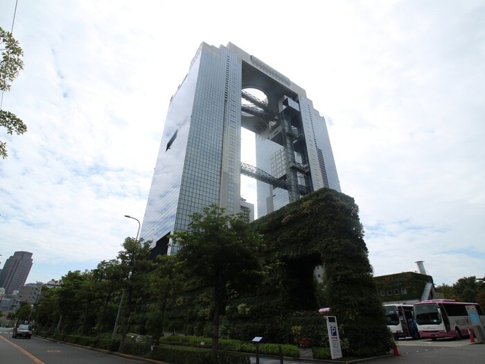 梅田スカイビル(映画館)まで281m ⅠⅨⅠⅠ