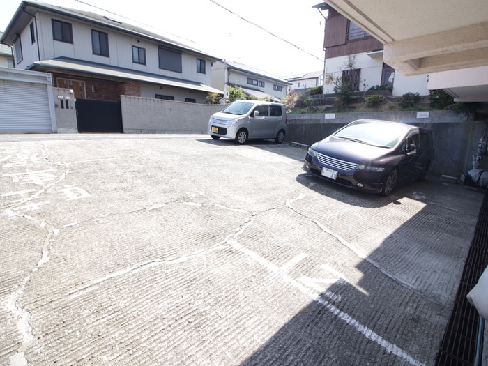 駐車場 リアライズ甲子園