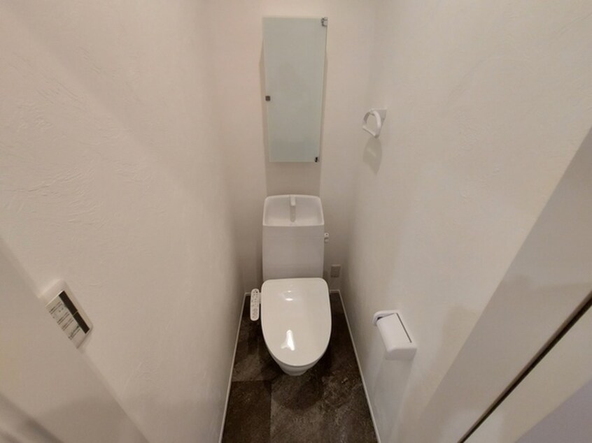 トイレ キャルムコート高槻富田