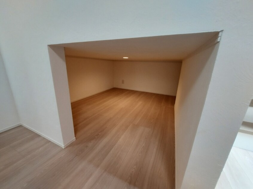 収納 キャルムコート高槻富田