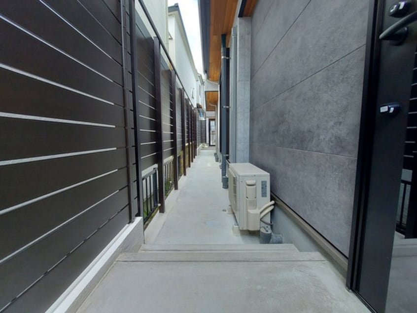 廊下 キャルムコート高槻富田