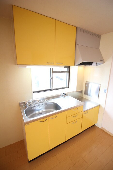 キッチン ハイツ東渡辺