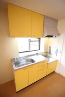 キッチン ハイツ東渡辺