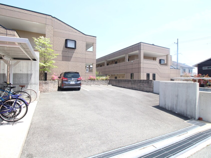 駐輪場 Ｆｏｒｅｓｔ　Ｈｉｌｌ