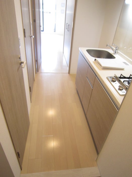 廊下 ﾌｧｰｽﾄｽﾃｰｼﾞ北大阪ﾚｼﾞﾃﾞﾝｽ（402）