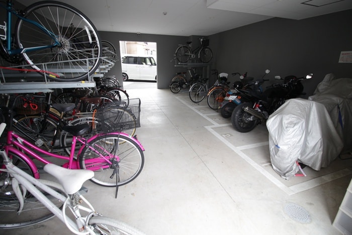 駐輪場 ﾌｧｰｽﾄｽﾃｰｼﾞ北大阪ﾚｼﾞﾃﾞﾝｽ（402）