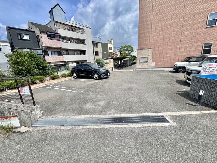 駐車場 ジェルメ・メゾン