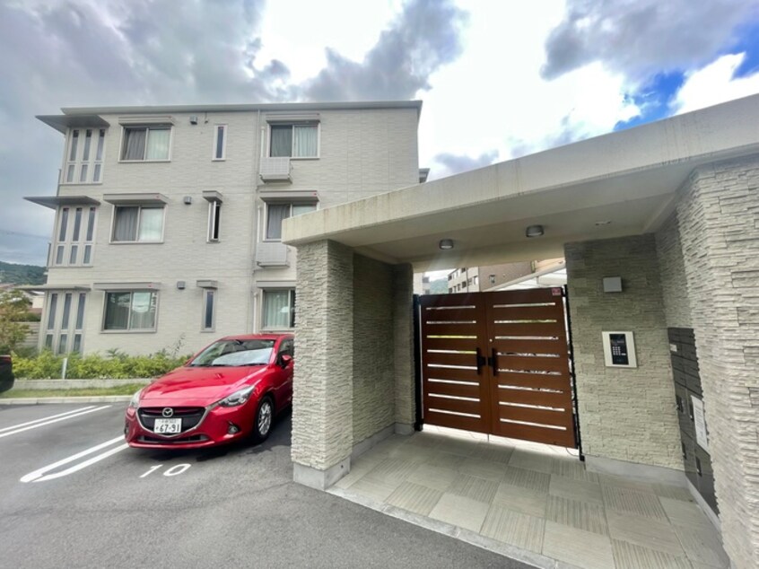 外観写真 ジラソ－レ