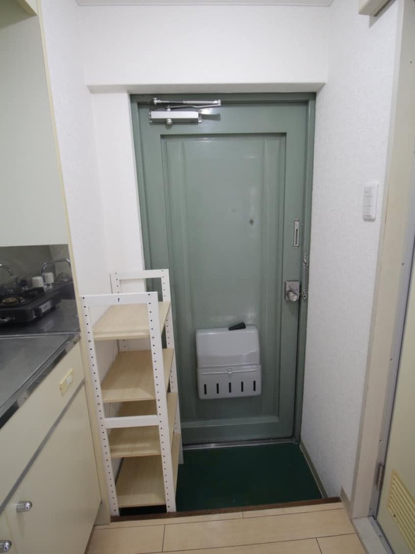 玄関 石丸ハイツ