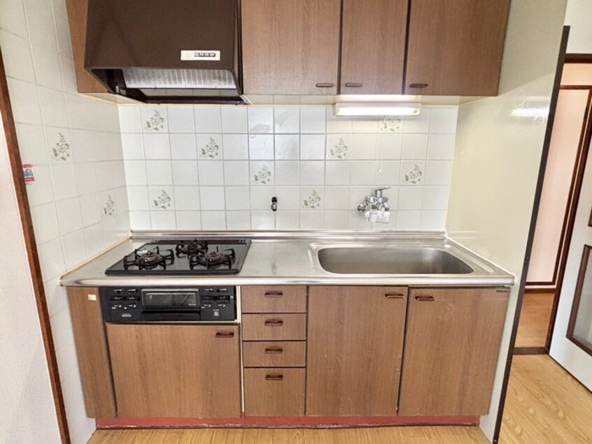 キッチン ルミエ－ル明石