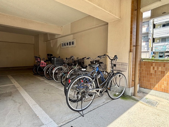 駐輪場 ルミエ－ル明石