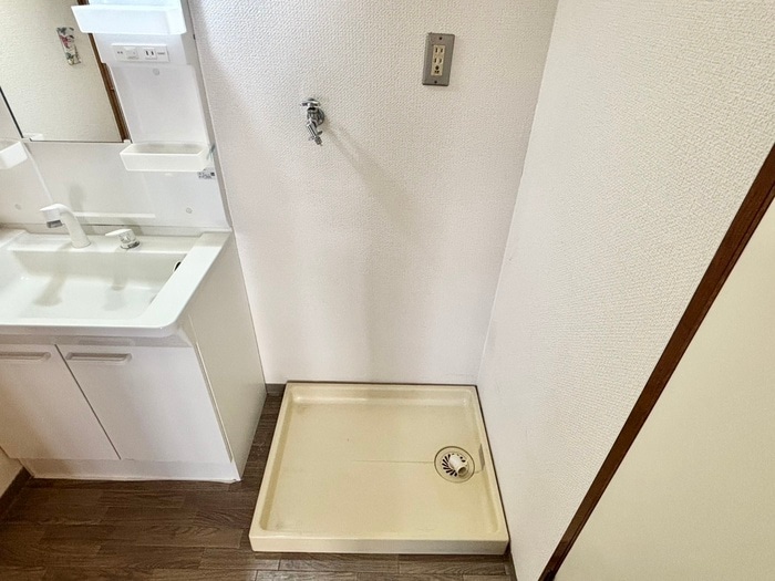 洗濯機置場 ルミエ－ル明石