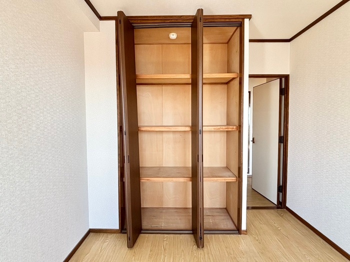 収納 ルミエ－ル明石