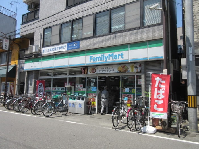 ファミリーマート(コンビニ)まで375m ＭＳシャ－メゾンⅡ