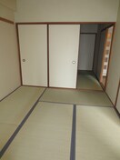 居室 スヴァーネ東山本