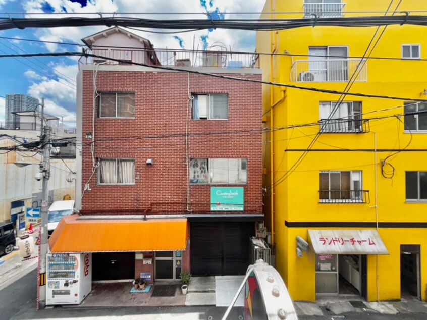 室内からの展望 平和ビル