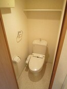 トイレ ｴｽﾃﾑｺ-ﾄ新大阪Ⅴｿﾚｯｸｽ(１２０１)