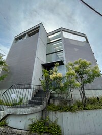 West Residence帝塚山