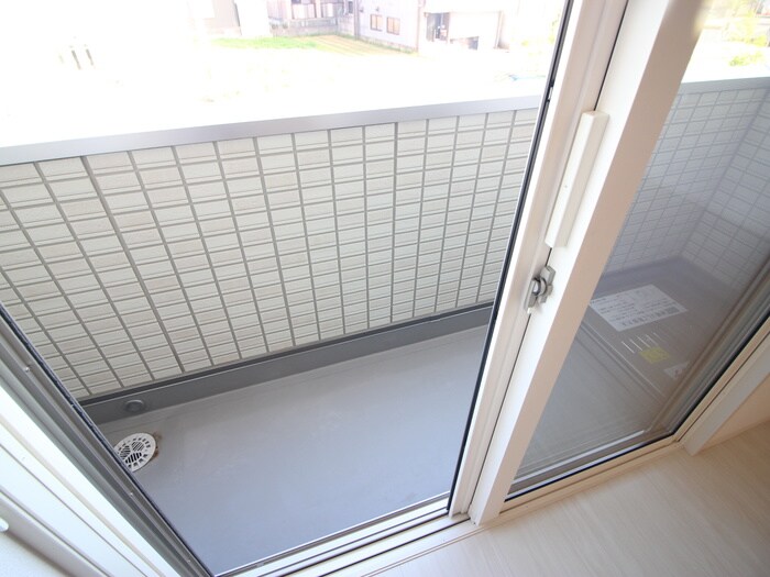 ベランダ・バルコニー ファミーユ深井