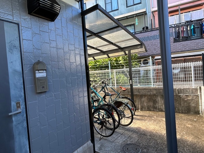 駐輪場 ハビタットセレッソⅣ