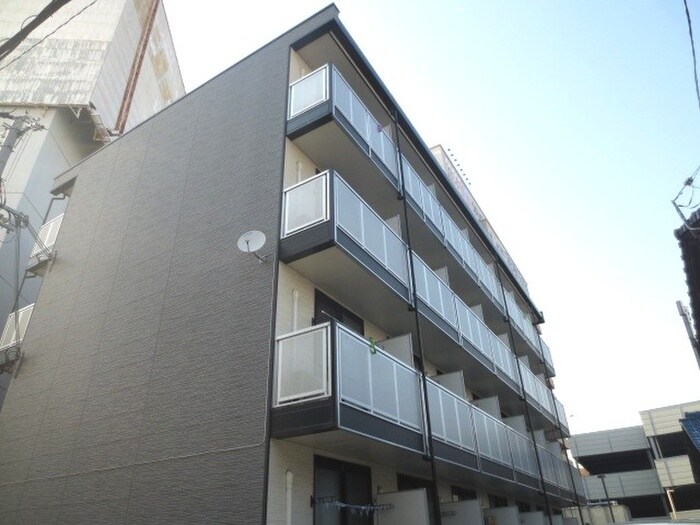 外観写真 レオパレスエアポ－ト