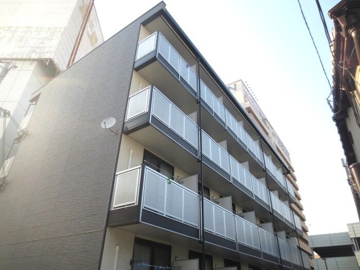 外観写真 レオパレスエアポ－ト