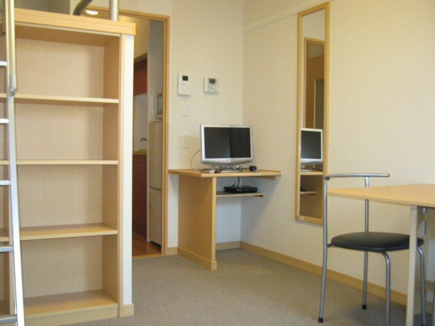 居室 レオパレスエアポ－ト