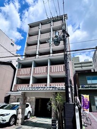 ﾌﾟﾚｻﾝｽ京都四条烏丸ｸﾛｽ(４０１)
