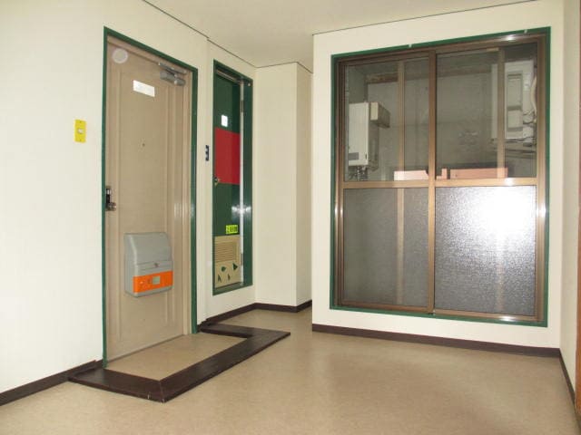 玄関 ハッピ－ハイツ