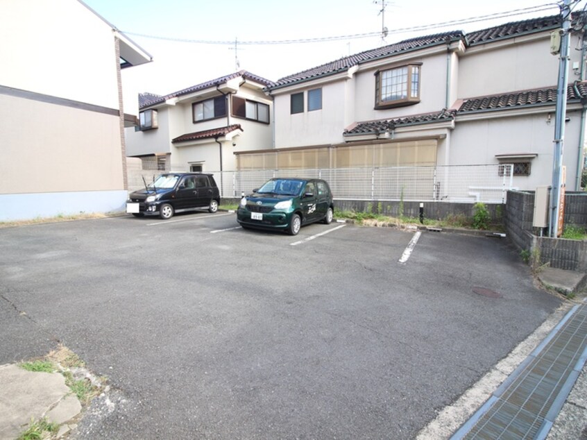 駐車場 ツインバッハ１ｓｔ