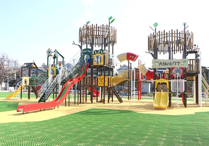 土居公園(公園)まで50m サンコ－パ－クハイツ