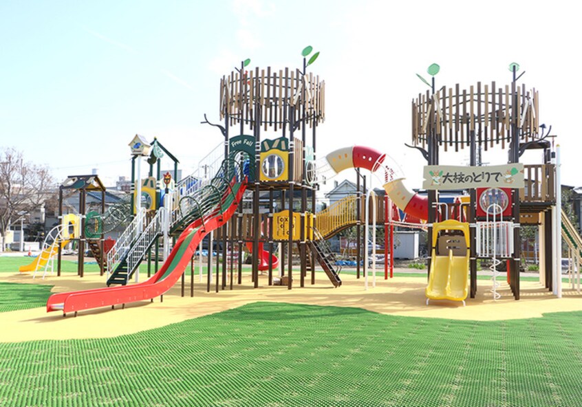 土居公園(公園)まで50m サンコ－パ－クハイツ