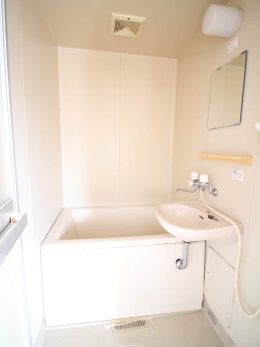 バス／シャワールーム等 メゾンファミールA棟