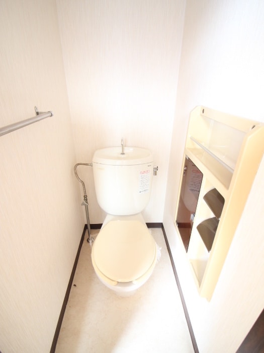 トイレ メゾンファミールA棟