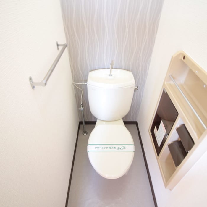 トイレ メゾンファミールB棟