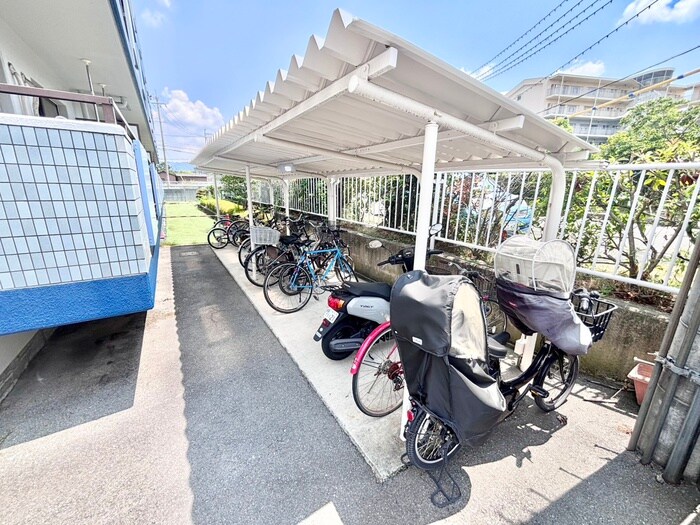 駐輪場 サンライズ･マゼミ