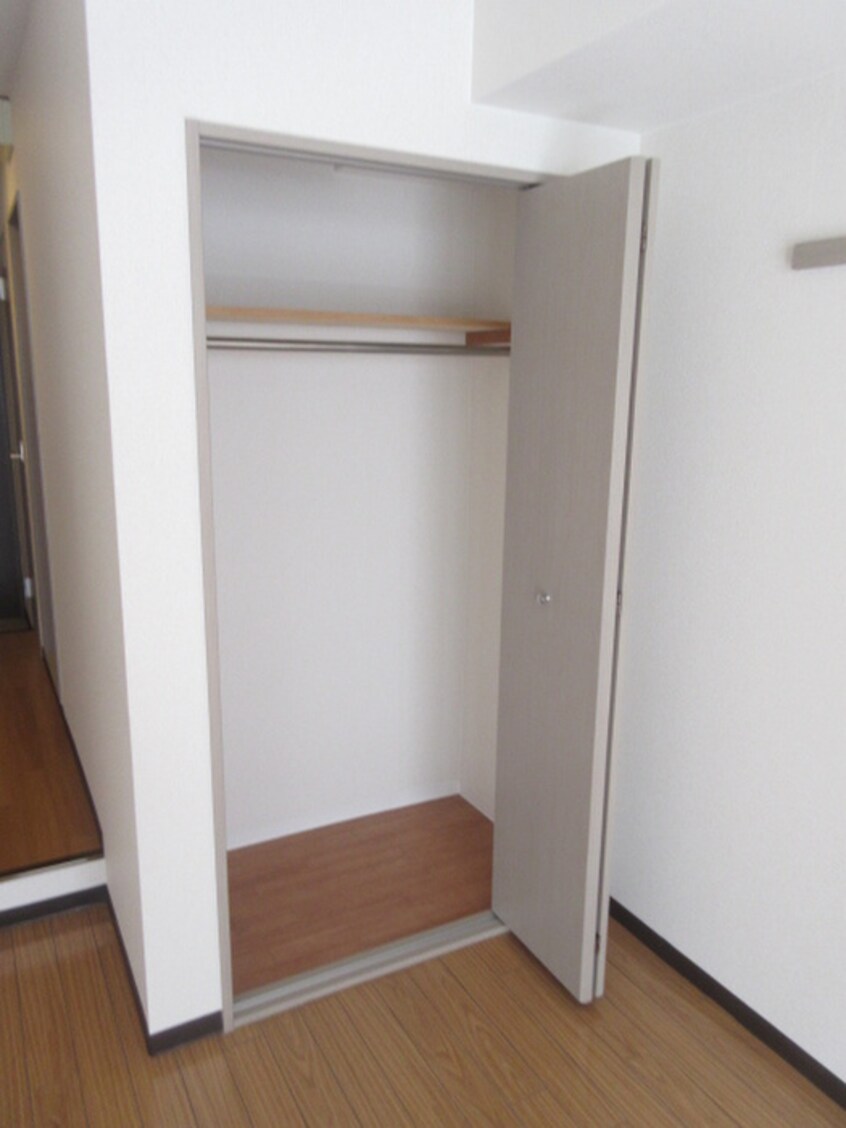 収納 ヴィラ・フローリアン