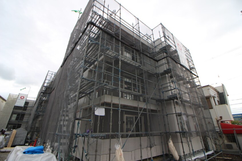 建築中 サニープレイスA棟