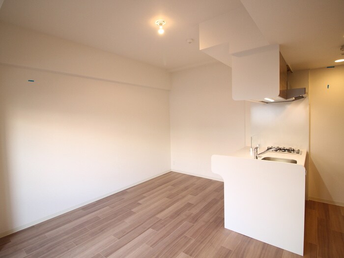 居室 ﾗﾗﾌﾟﾚｲｽ　ｻﾞ・京橋ｽﾃﾗ(504)