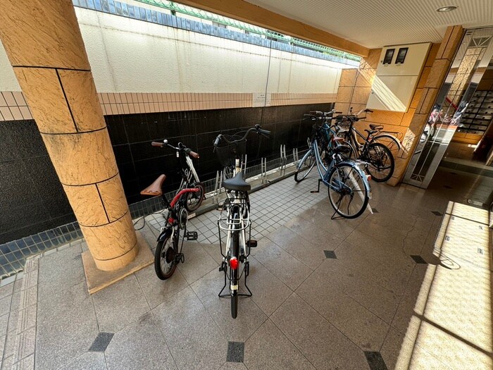 駐輪場 ロ－タリ－マンション平代町