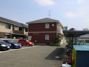 サンハイツ