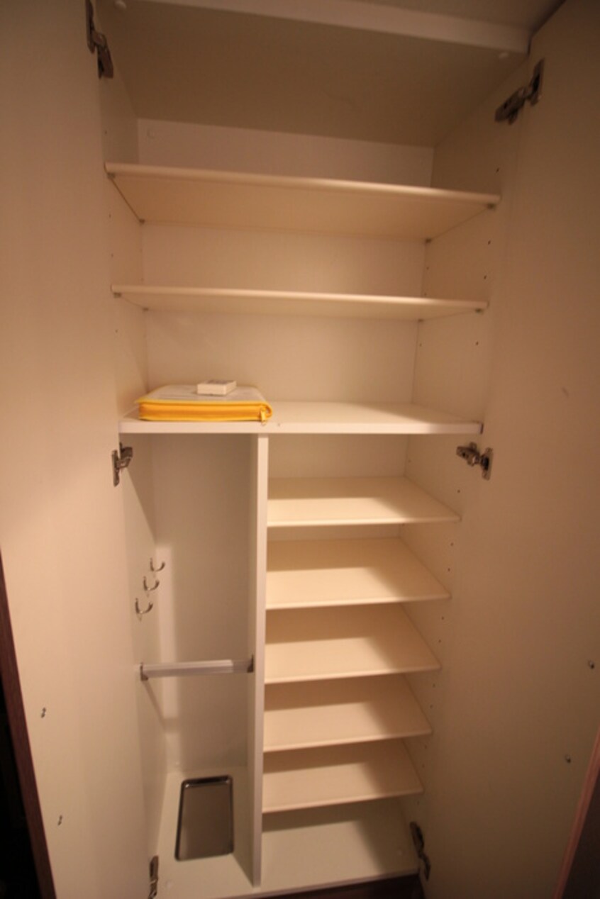 靴箱 プレサンスタワー北浜(309)